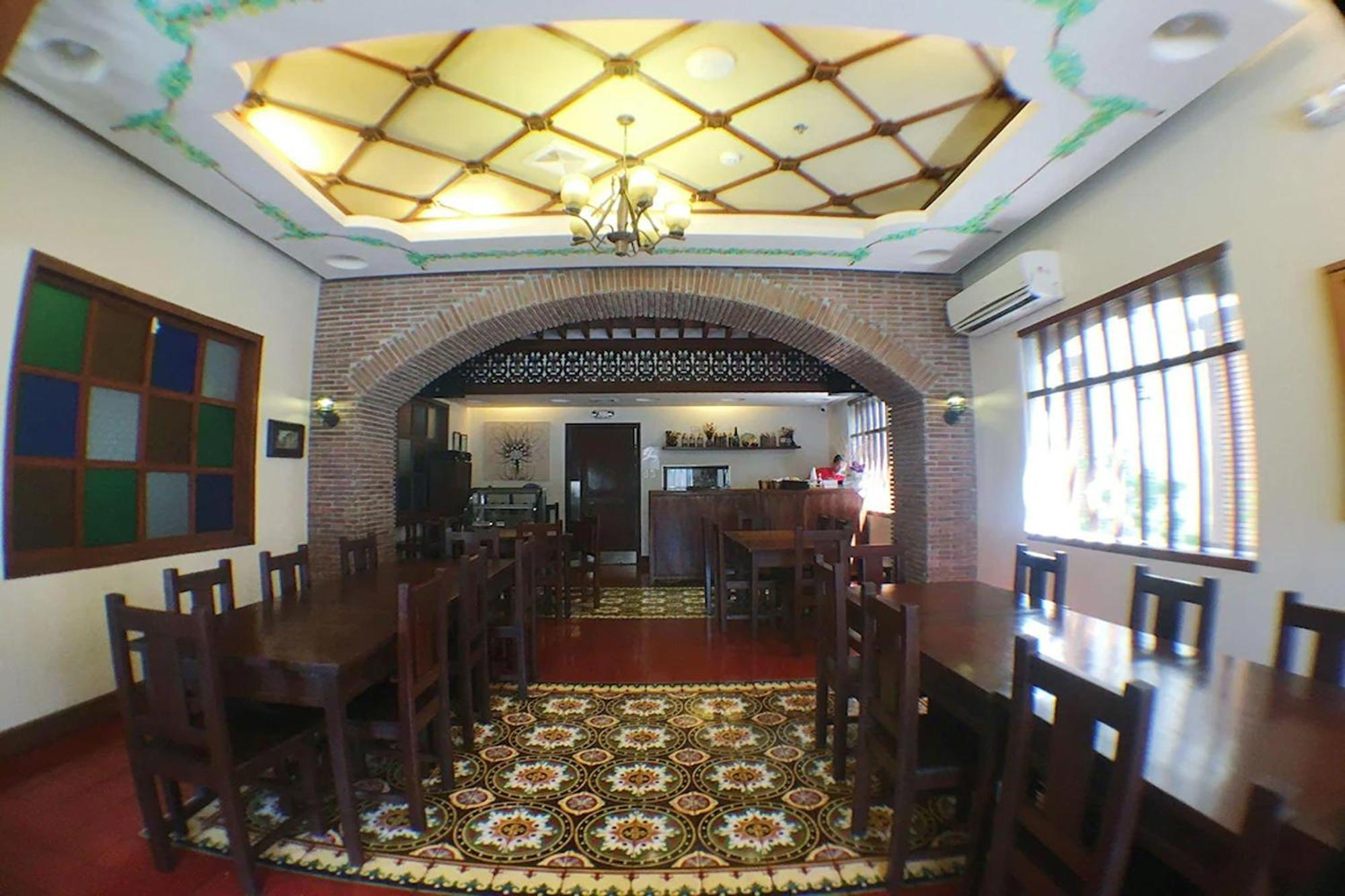 Nscc Hotel Виган Экстерьер фото